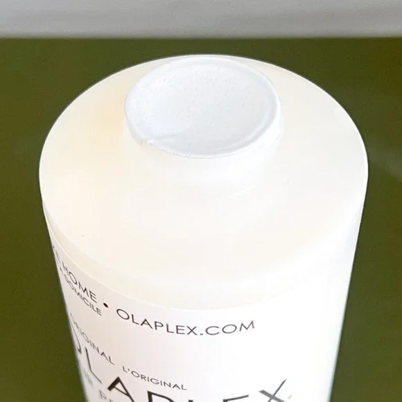 Olaplex No. 3 Hair Perfector Repairs and Strengthens All Hair Types 250ml/ 8.5oz - Picture 2 of 3